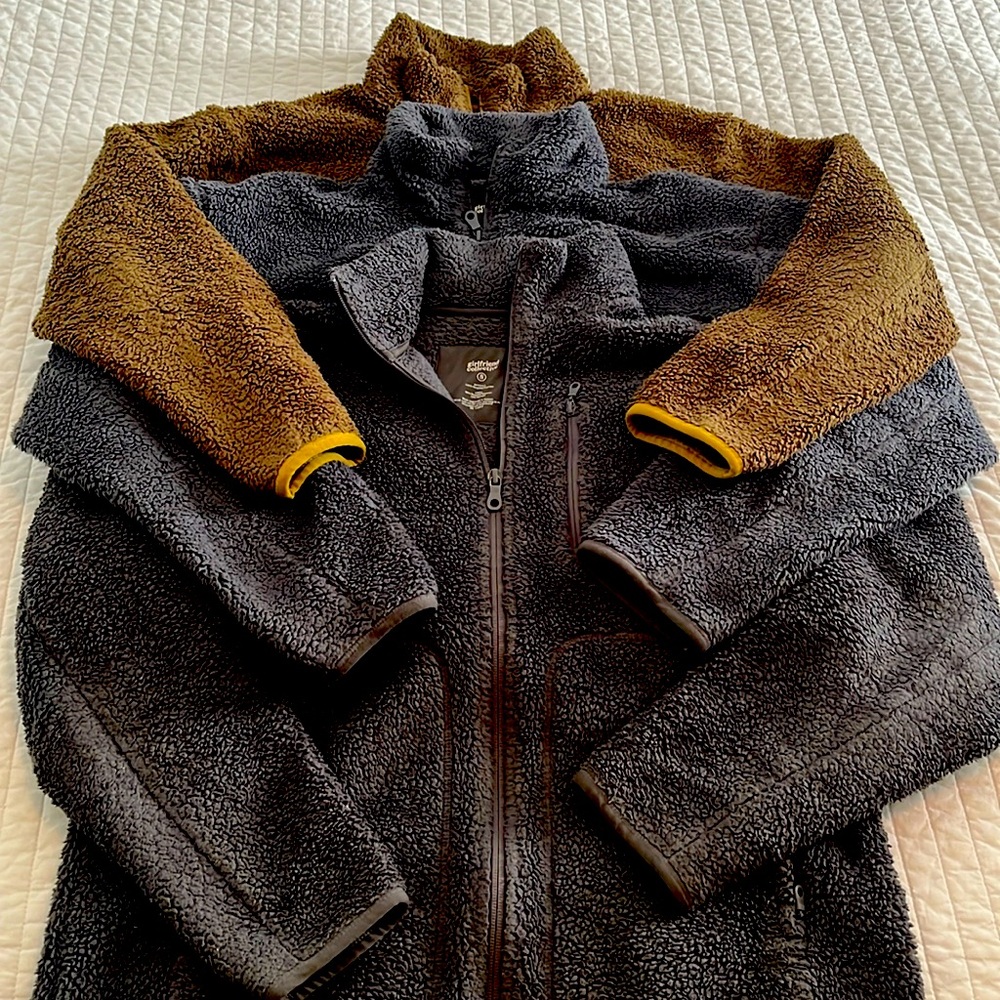 girlfriend collective fleece jackets - lot of 3
